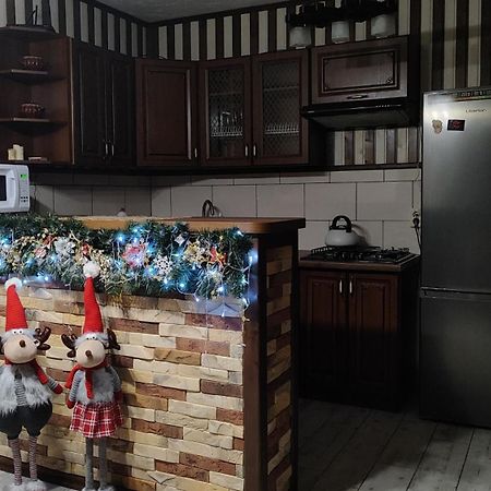 Котедж Кресаня Mykulytjyn Exteriör bild