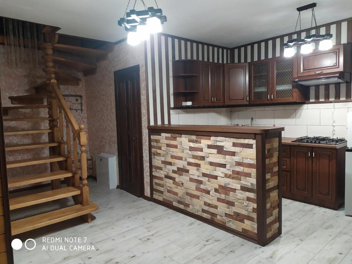 Котедж Кресаня Mykulytjyn Exteriör bild