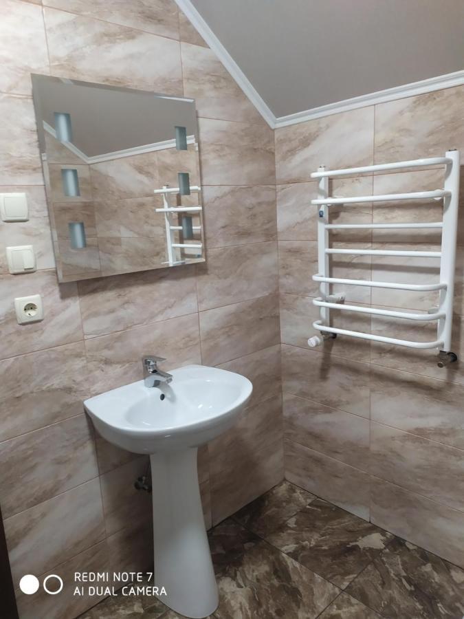Котедж Кресаня Mykulytjyn Exteriör bild