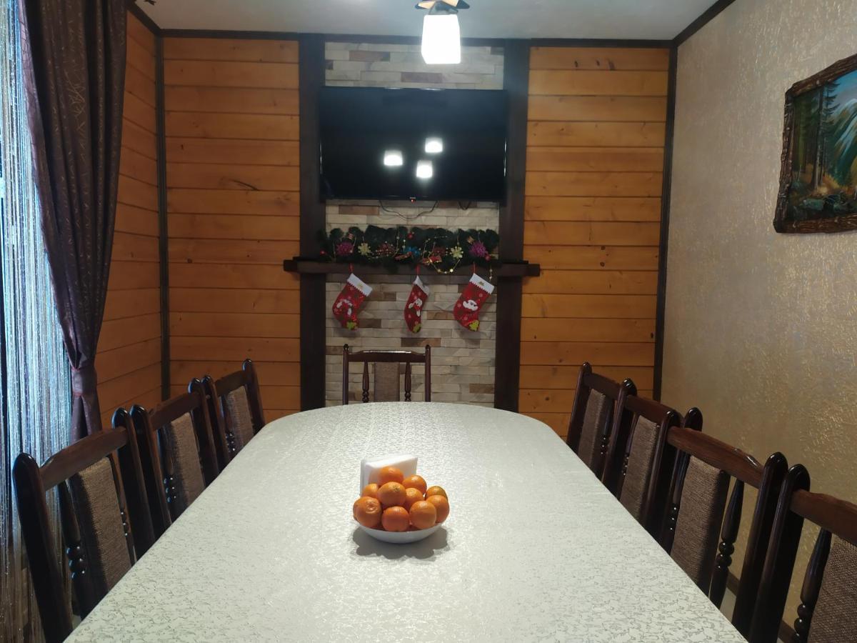 Котедж Кресаня Mykulytjyn Exteriör bild
